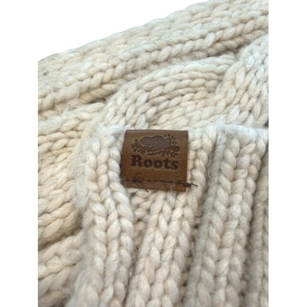 Roots Canada Cream Cable Knit Infinity Scarf Chunky Leather Logo Patch Cozy